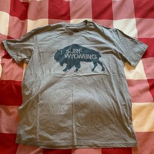 Surf Wyoming buffalo tee mens sz 2xl
